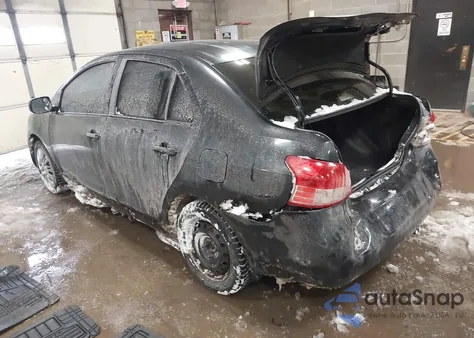 2010 Toyota Yaris из США, поврежденный, VIN JTDBT4K33A1395589